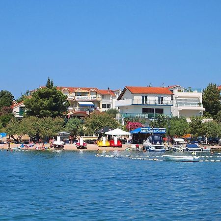 Apartmani Delfin Grebaštica Esterno foto