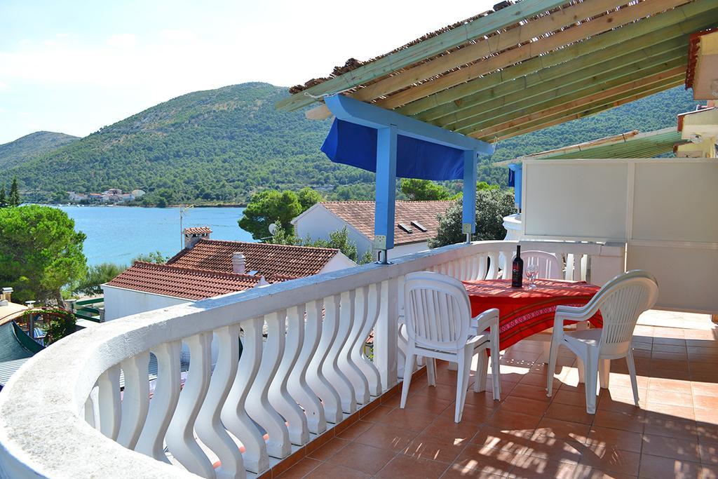 Apartmani Delfin Grebaštica Esterno foto