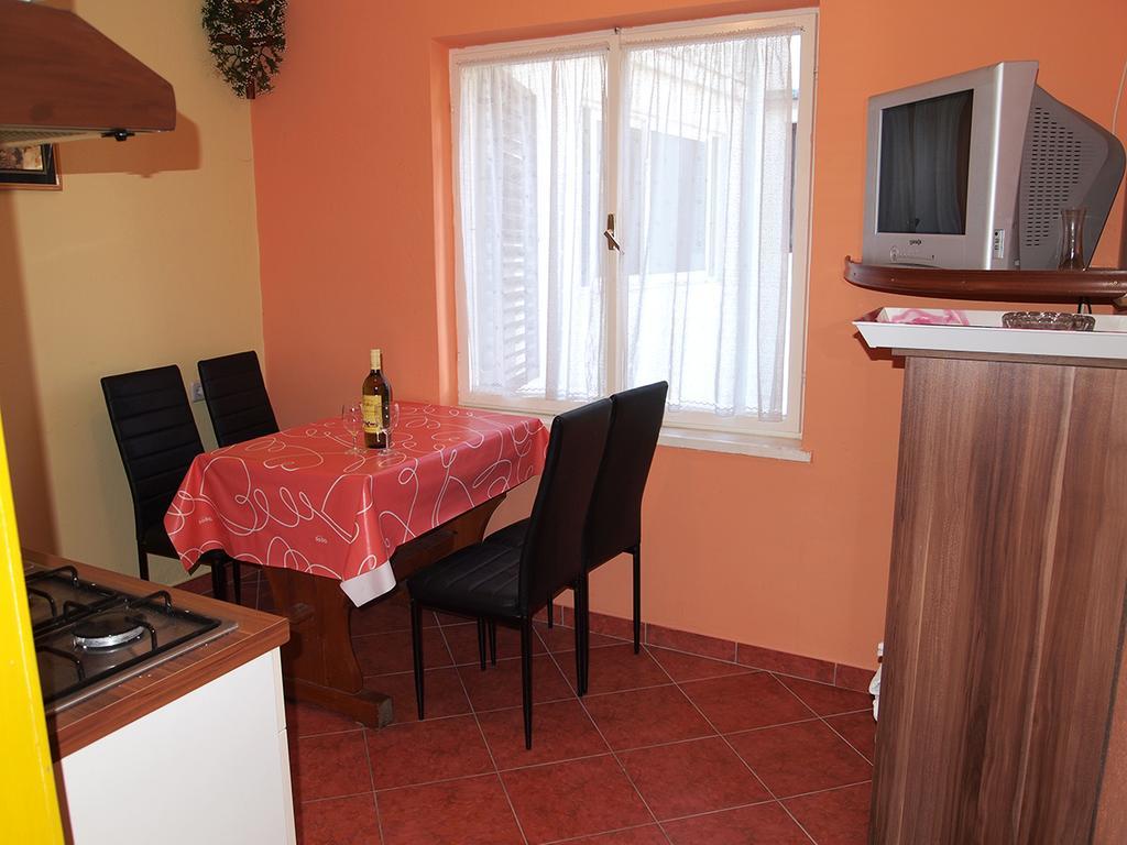Apartmani Delfin Grebaštica Esterno foto