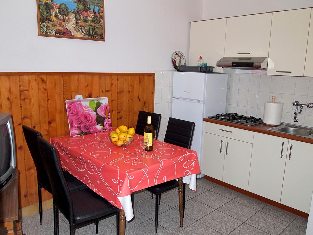 Apartmani Delfin Grebaštica Esterno foto