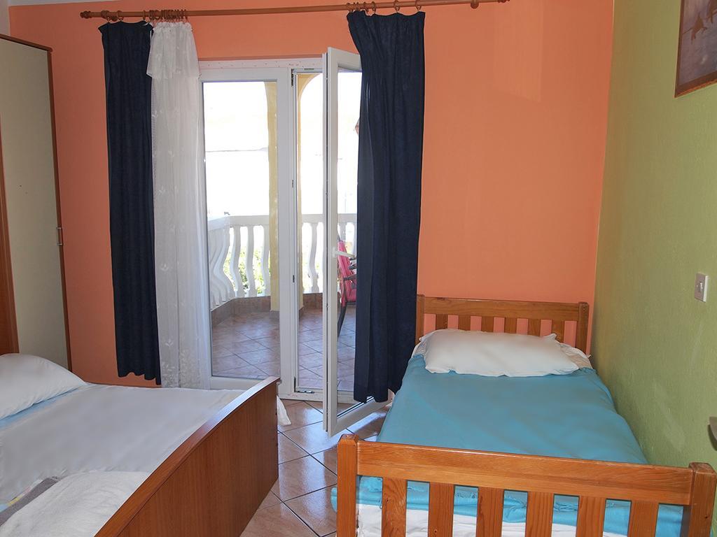 Apartmani Delfin Grebaštica Esterno foto