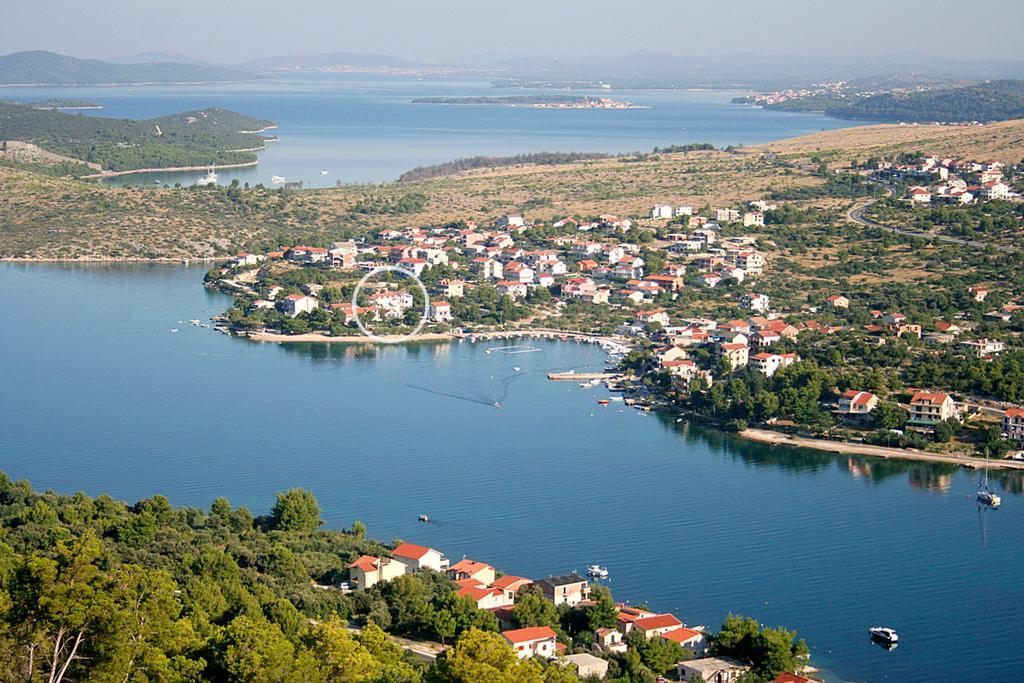 Apartmani Delfin Grebaštica Esterno foto